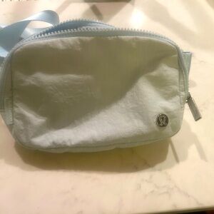 Lululemon small crossbody